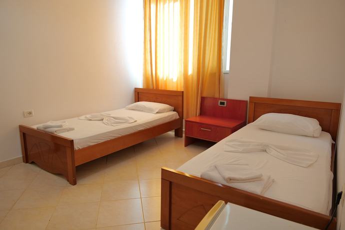 Imagen de la habitación del Hotel Vola, Sarande. Foto 8