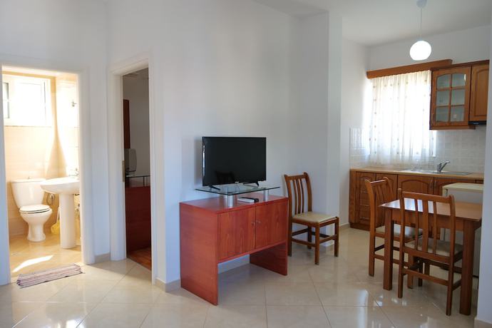 Imagen de la habitación del Hotel Vola, Sarande. Foto 13