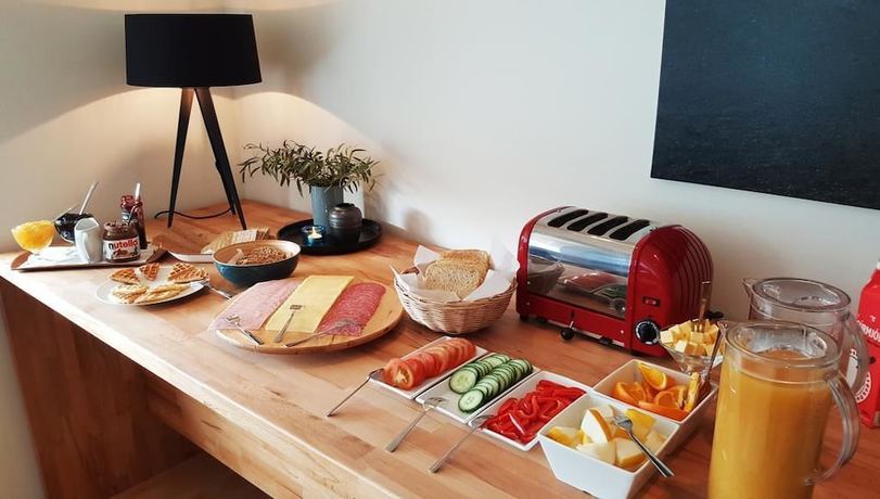 Imagen del bar/restaurante del Hotel Volcano. Foto 7