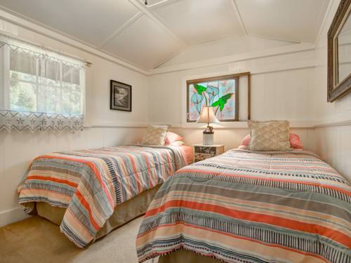 Imagen de la habitación del Hotel Volcano Village Estates. Foto 6