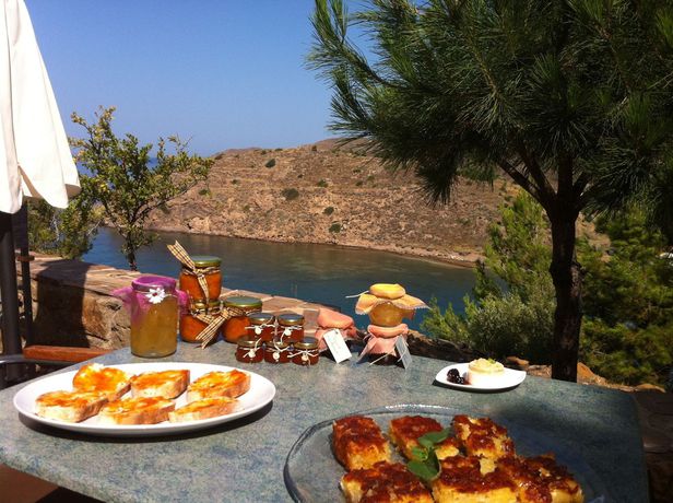 Imagen de los interiores del Hotel Volissos Holiday Homes. Foto 16