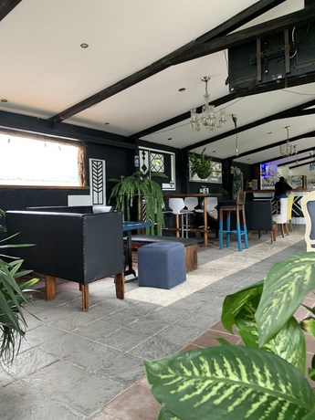 Imagen del bar/restaurante del Hotel Volko Party Hostel. Foto 5