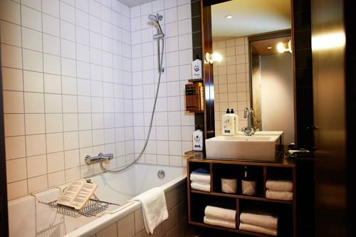 Imagen de la habitación del Hotel Volkshotel. Foto 4