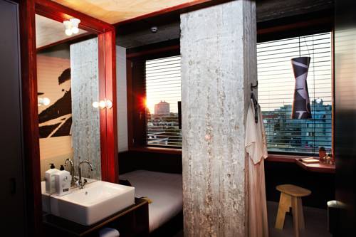 Imagen de la habitación del Hotel Volkshotel. Foto 12