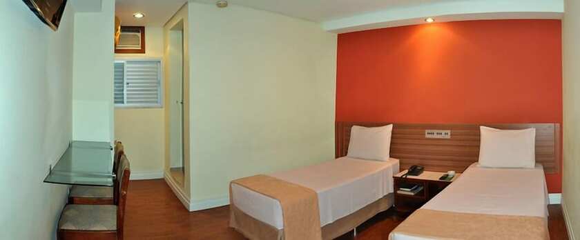 Imagen de la habitación del Hotel Vollare. Foto 26