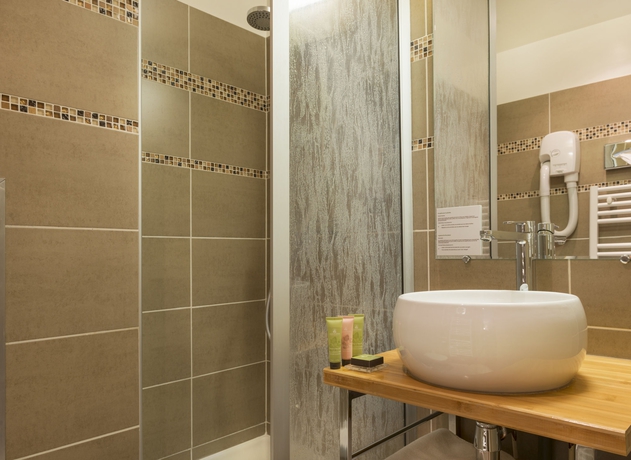 Imagen de la habitación del Hotel Volney Opera. Foto 7