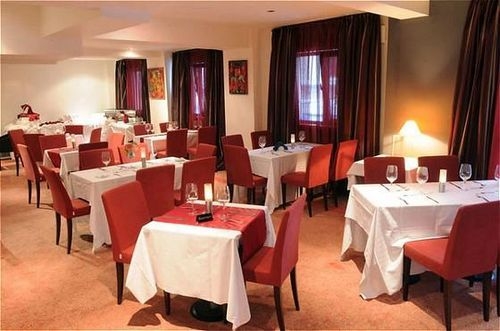 Imagen del bar/restaurante del Hotel Volo. Foto 2