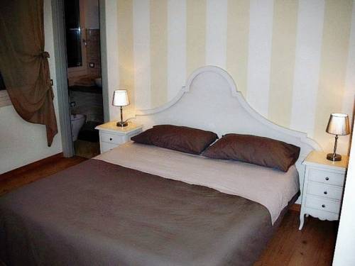 Imagen de la habitación del Hotel Volta. Foto 6