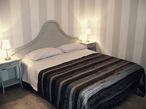 Imagen de la habitación del Hotel Volta. Foto 7