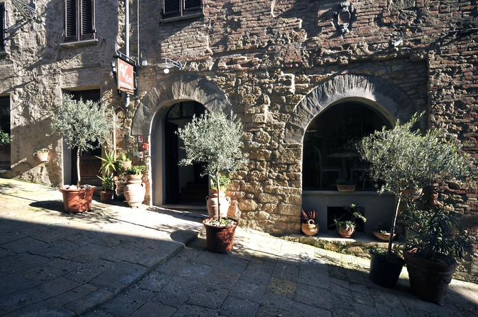 Imagen general del Hotel Volterra In. Foto 1
