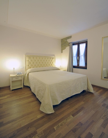 Imagen de la habitación del Hotel Volterra In. Foto 10