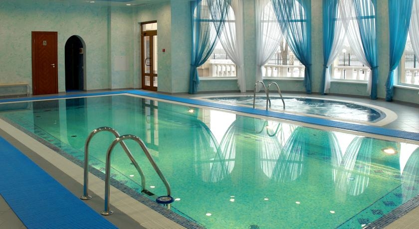 Imagen de la piscina del Hotel Volzhskaya Riviera. Foto 9