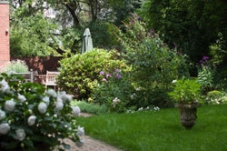 Imagen de los exteriores del Hotel Von Deska Townhouses 'the Ivy House'. Foto 5