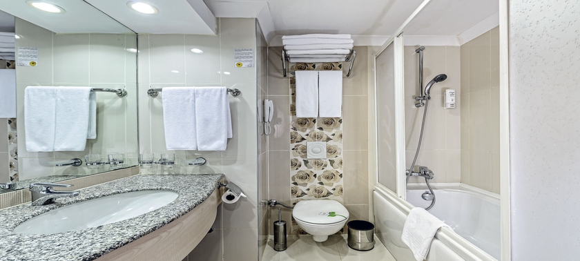 Imagen de la habitación del Hotel Vonresort Golden Coast - All Inclusive. Foto 8