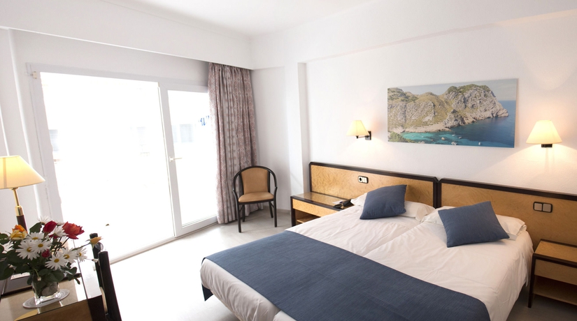 Imagen de la habitación del Hotel Voramar Mallorca. Foto 11