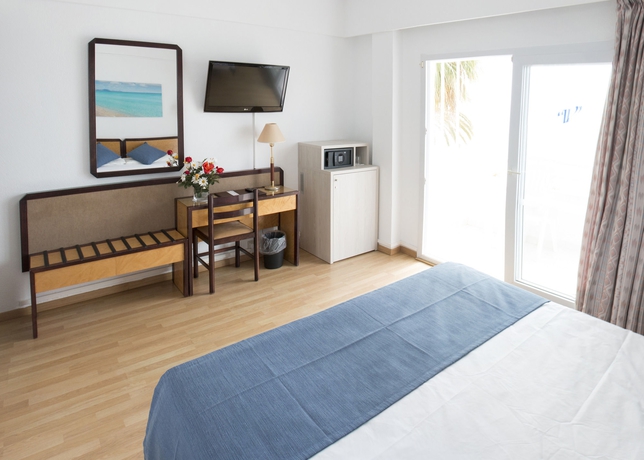 Imagen de la habitación del Hotel Voramar Mallorca. Foto 12
