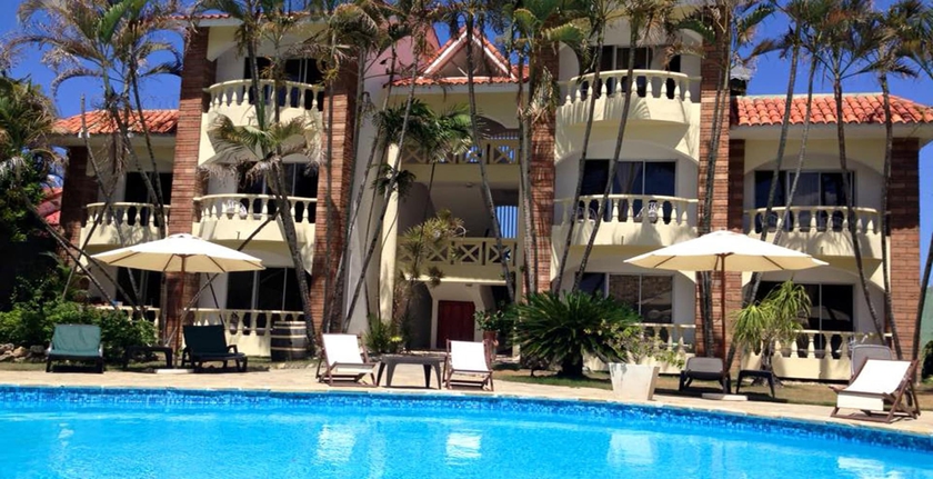 Imagen de los exteriores del Hotel Voramar, Sos&uacute;a. Foto 9