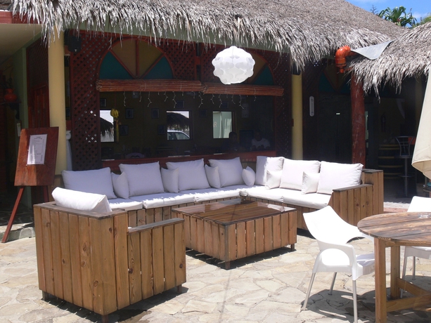 Imagen de los exteriores del Hotel Voramar, Sos&uacute;a. Foto 10