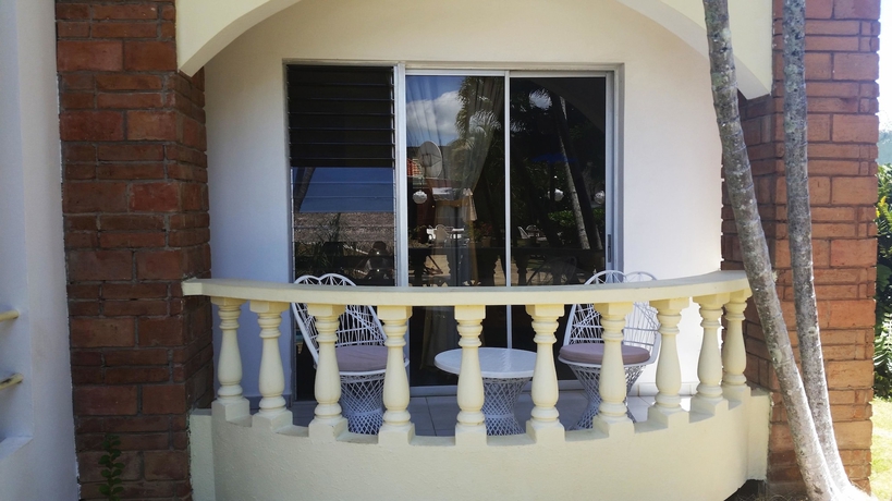 Imagen de los exteriores del Hotel Voramar, Sos&uacute;a. Foto 11