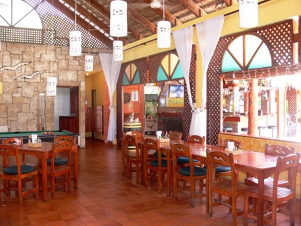 Imagen del bar/restaurante del Hotel Voramar, Sos&uacute;a. Foto 4