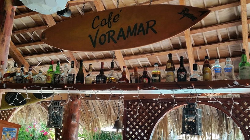 Imagen del bar/restaurante del Hotel Voramar, Sos&uacute;a. Foto 6
