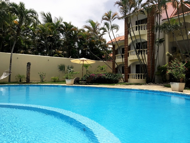 Imagen de los exteriores del Hotel Voramar, Sos&uacute;a. Foto 12