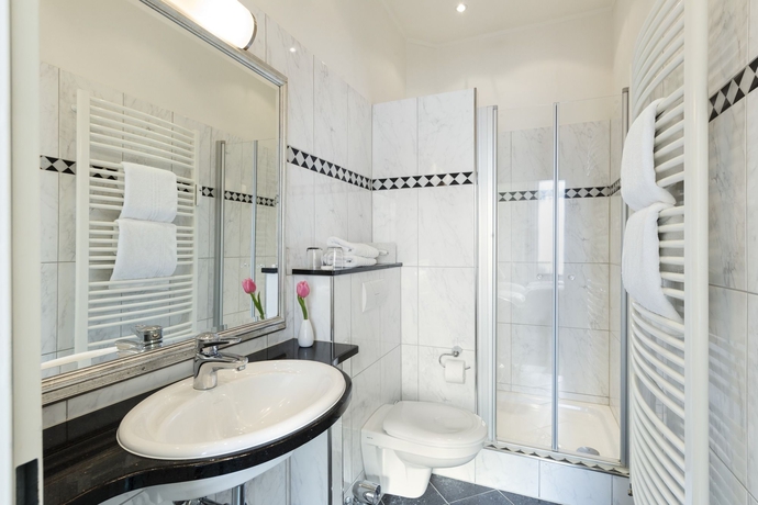 Imagen de la habitación del Hotel Vorbach. Foto 6