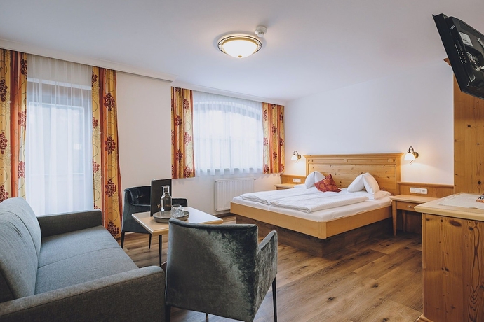 Imagen de la habitación del Hotel Vorderronach. Foto 3