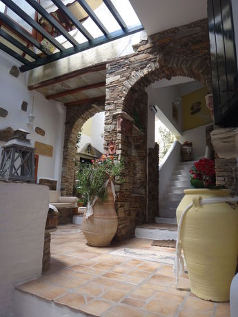 Imagen de los interiores del Hotel Voreades. Foto 9