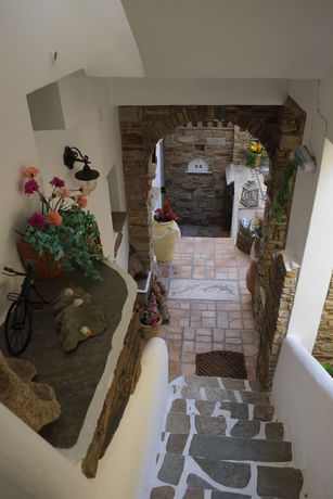 Imagen de los interiores del Hotel Voreades. Foto 16