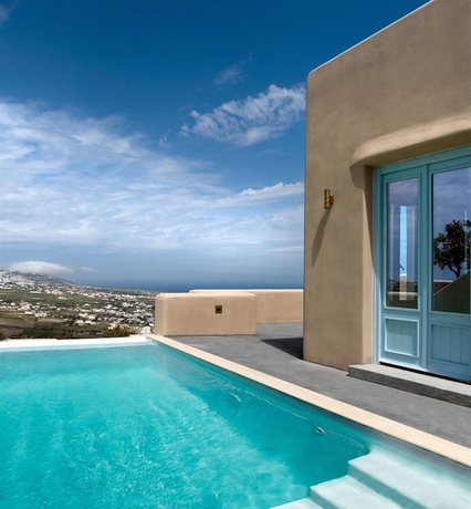 Imagen de la piscina del Hotel Voreina Gallery Suites. Foto 16