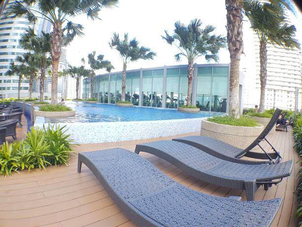 Imagen de la piscina del Hotel Vortex Klcc By Luxury Suites Asia. Foto 14