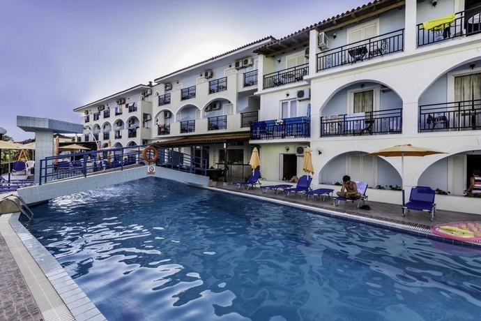 Imagen general del Hotel Vossos Apartments. Foto 9