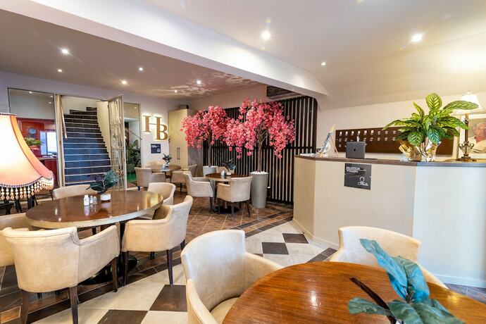 Imagen general del Hotel Votsalakia and Luxury Apartments. Foto 4