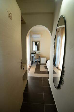 Imagen de la habitación del Hotel Votsalakia and Luxury Apartments. Foto 18