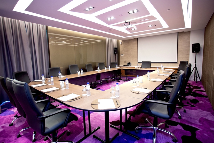 Imagen de los interiores del Hotel Vouk Suites. Foto 18