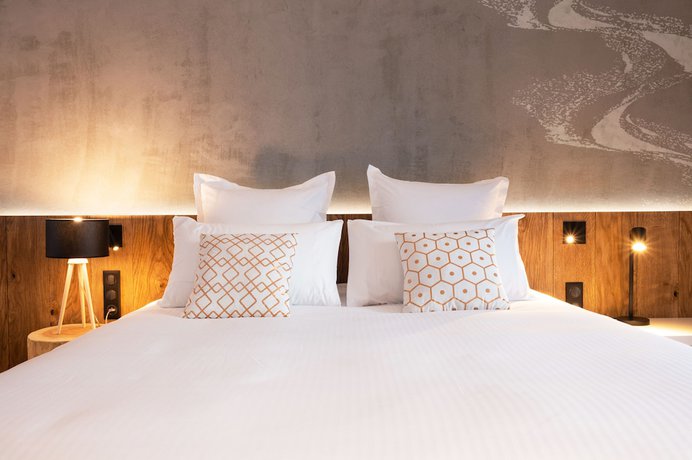 Imagen de la habitación del Hotel VoulezVous by Les Etincelles. Foto 18