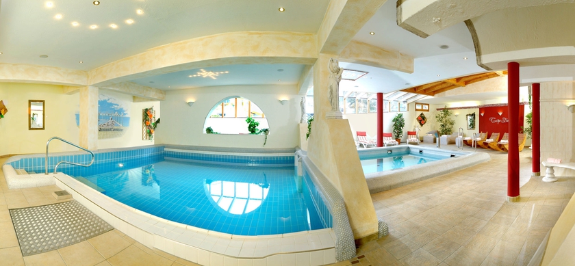 Imagen de la piscina del Hotel V&ouml;tter's. Foto 15
