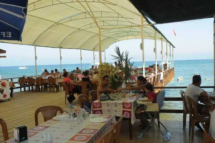 Imagen general del Hotel Vouni King. Foto 1