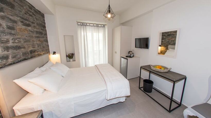 Imagen de la habitación del Hotel Vourkari Village. Foto 14