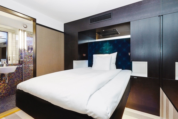 Imagen de la habitación del Hotel Vox. Foto 9