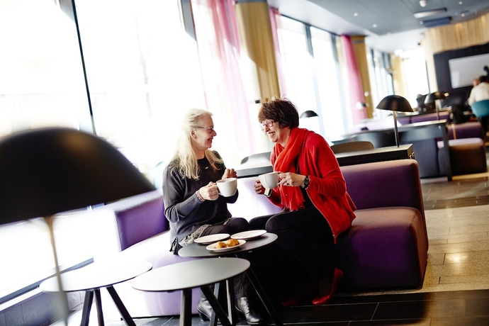 Imagen de los interiores del Hotel Vox. Foto 18