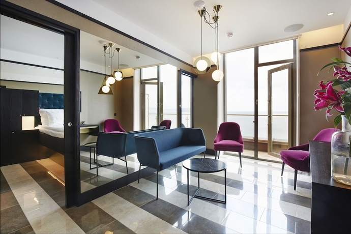 Imagen de la habitación del Hotel Vox. Foto 14