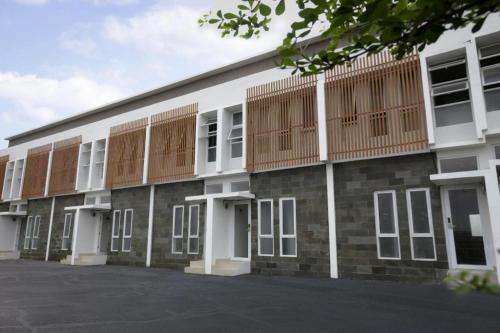 Imagen general del Hotel Voxstay Karawang. Foto 1