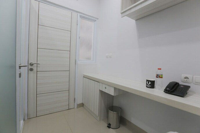 Imagen de la habitación del Hotel Voxstay Karawang, Karawang. Foto 14