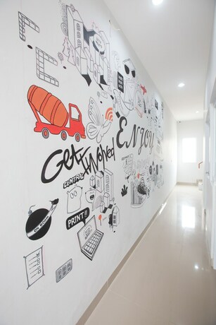 Imagen de los interiores del Hotel Voxstay Karawang, Karawang. Foto 16