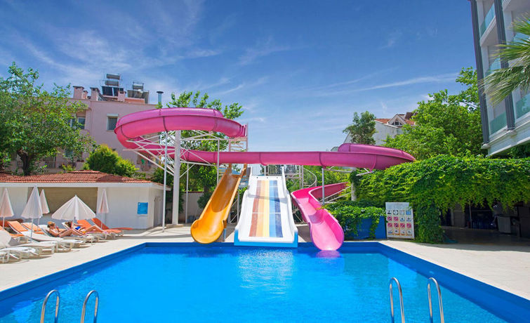 Imagen general del Hotel Voxx In Family Club. Foto 2