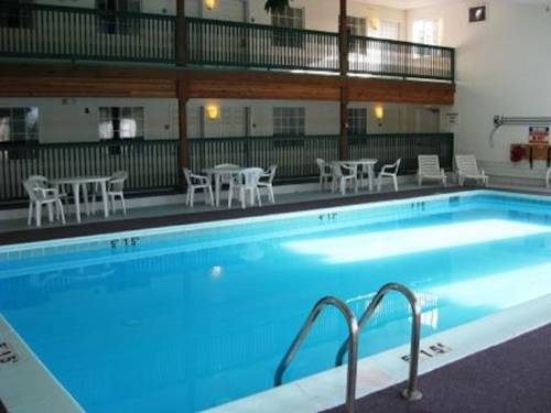 Imagen de la habitación del Hotel Voyager Inn. Foto 15