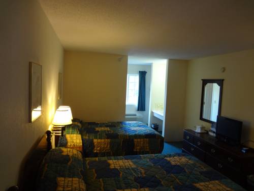 Imagen de la habitación del Hotel Voyager Inn, St Ignace. Foto 9