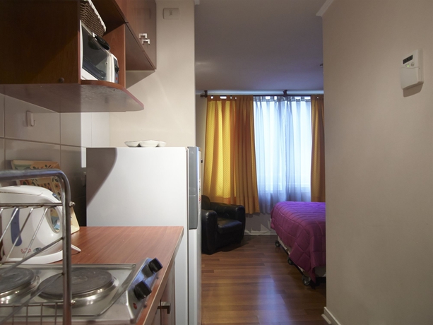 Imagen de la habitación del Hotel Vr Suite Santiago. Foto 7